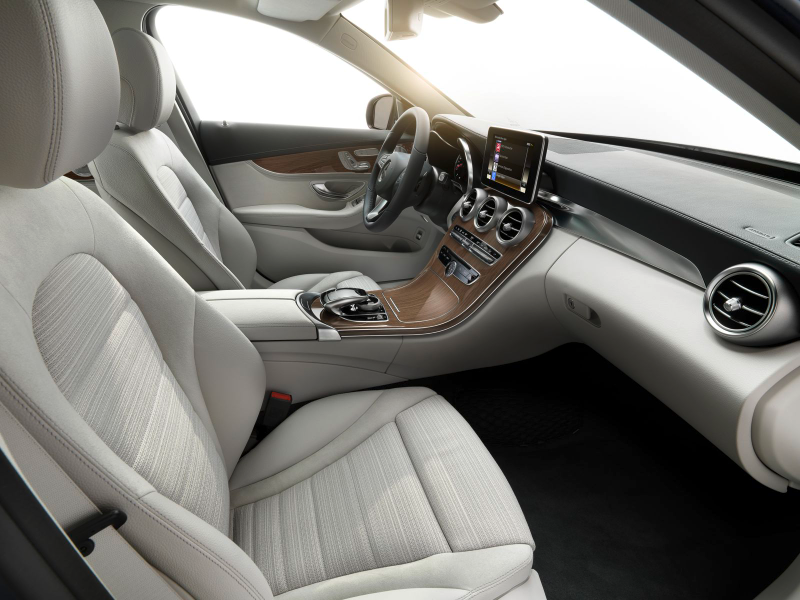 Illustration for article titled The New Mercedes-Benz C-Class: C-Class At Its Best